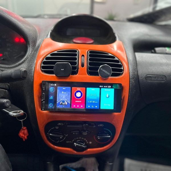 Tüm Araçlara Uyumlu Universal Android 14 Carplay Navigasyon Multimedya - 4GB Ram 64GB HDD - CLLG2131